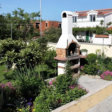 Studio 6178b * Vodice